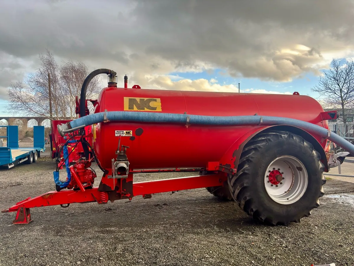 2014 NC 2250 slurry tanker - Image 2