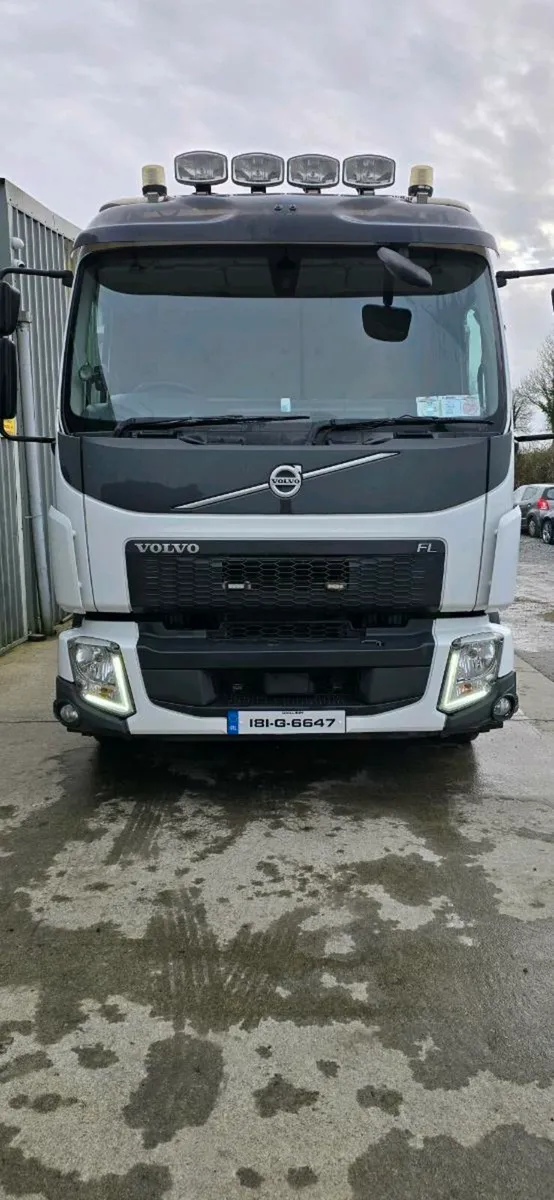 181 VOLVO FL 3 CAR RECOVERY - Image 3