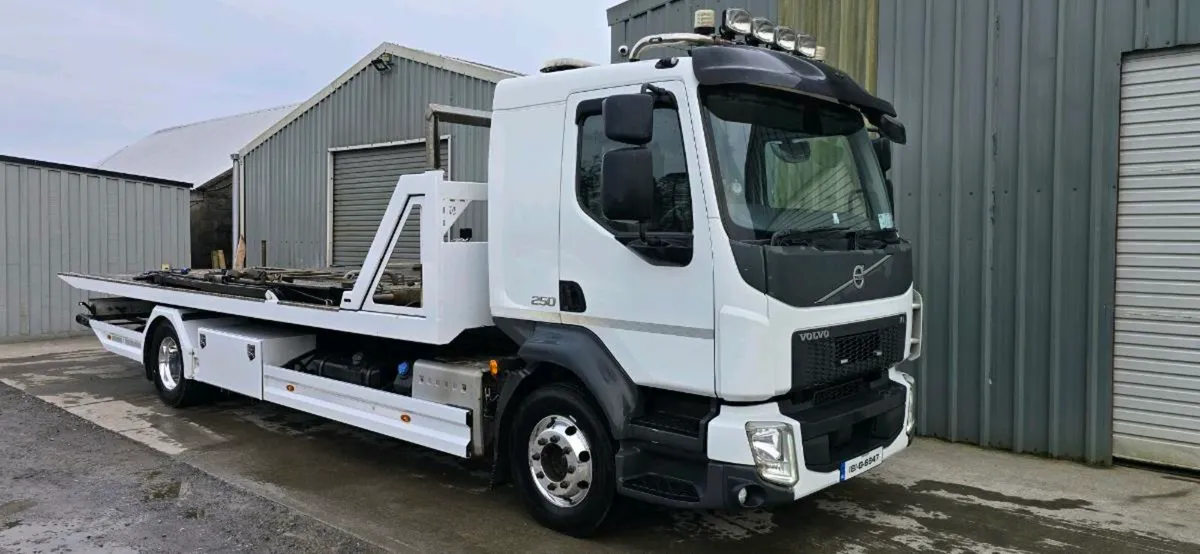 181 VOLVO FL 3 CAR RECOVERY - Image 4