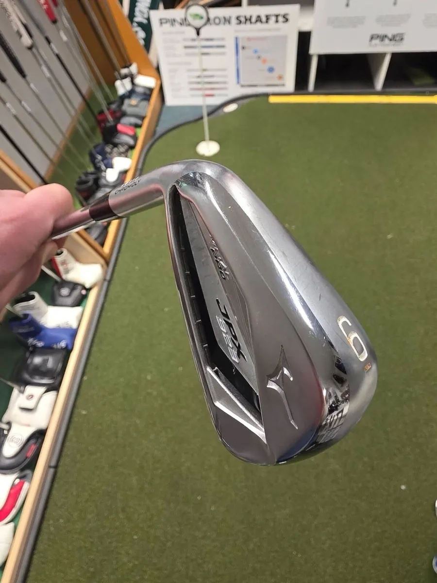 Left Hand Mizuno Jpx Hot Metal Pro Irons - Image 3