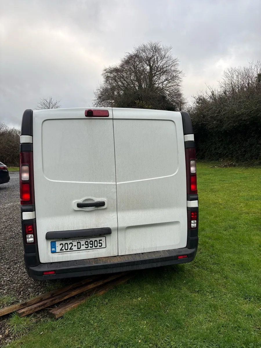 Renault traffic - Image 4