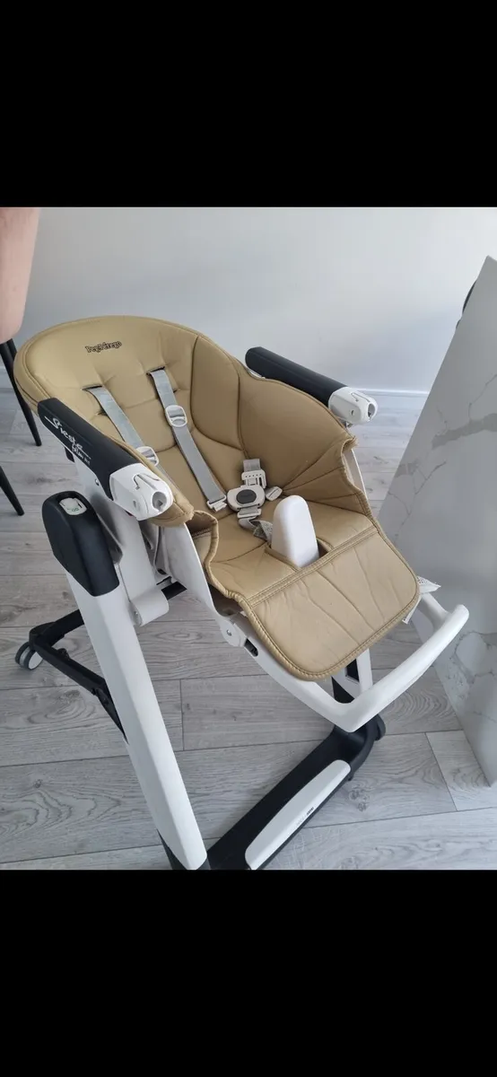 Pegperego siesta follow me highchair - Image 4