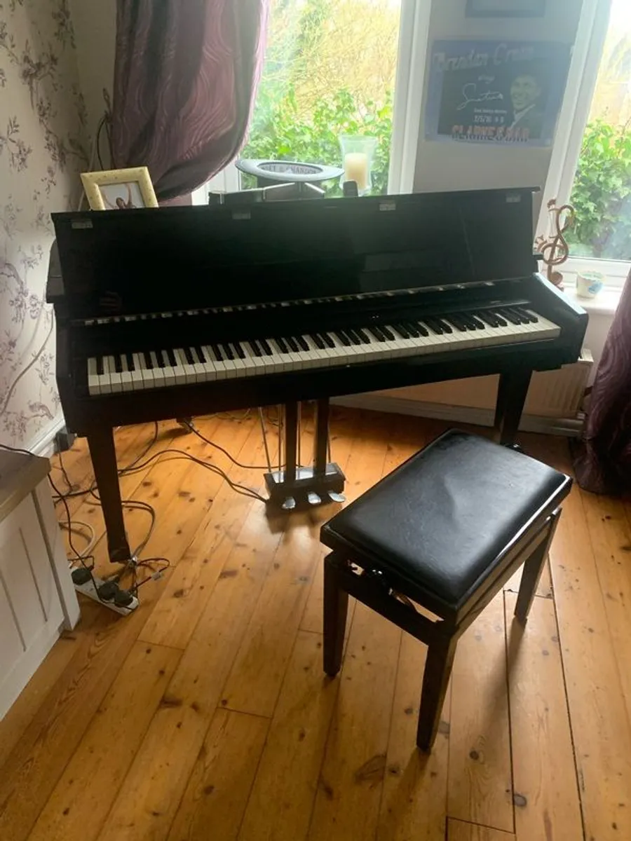 Piano baby grand digital - Image 1