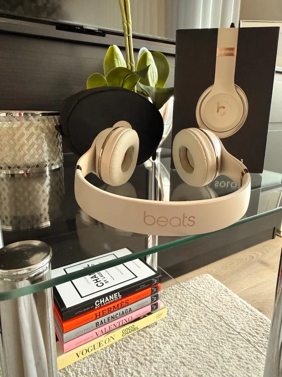Beats Solo3 Wireless – Excellent Condition - Image 1