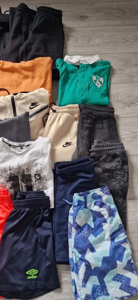 Boys cloths bundle - Image 3