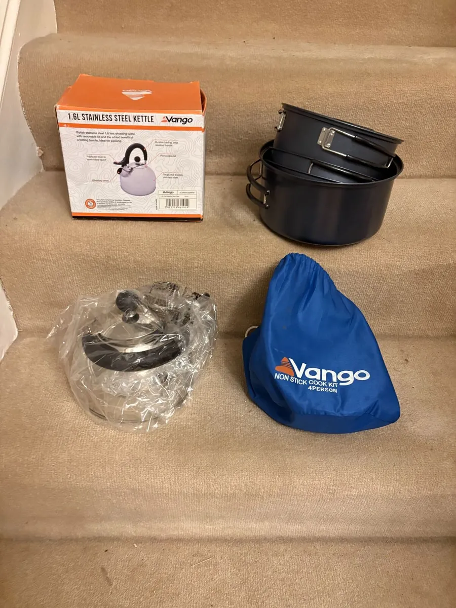 8 person Kampa tent - used only once - Image 4