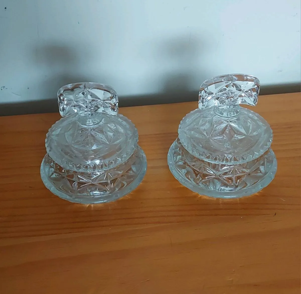 Beautiful vintage glass dressing table set - Image 4