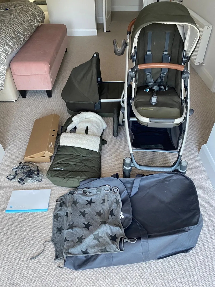 Baby buggy - Image 1