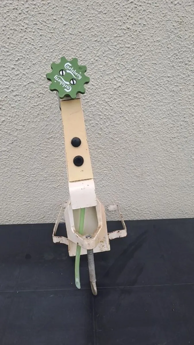 rare vintage carlsberg beer tap - Image 1