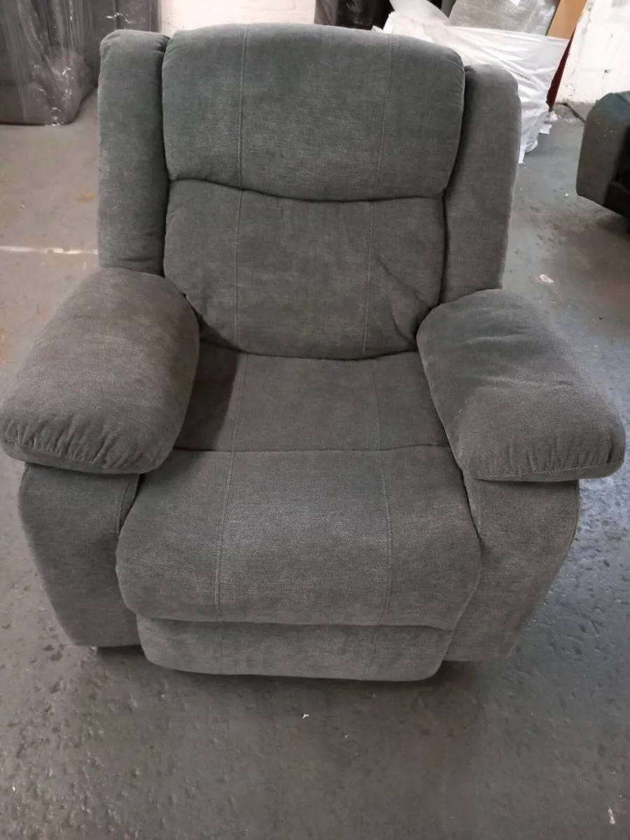 One seater recycling chair - Image 1