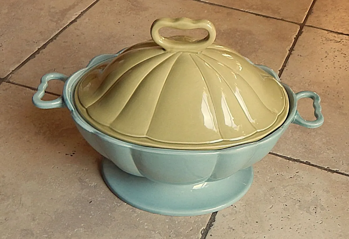 Waterford Great Room Green Tea Ceramic Tureen - Image 2