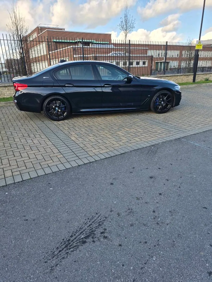 2018 BMW 530E M SPORT 2.0 PETROL PLUG IN HYBRID - Image 1