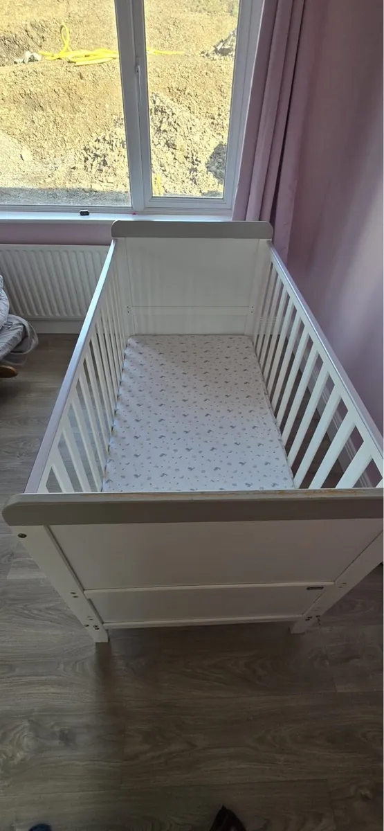 Cot & matress - Image 2
