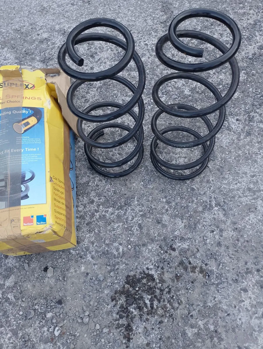 Mk2 Ford Focus 1.8 tdci front springs new