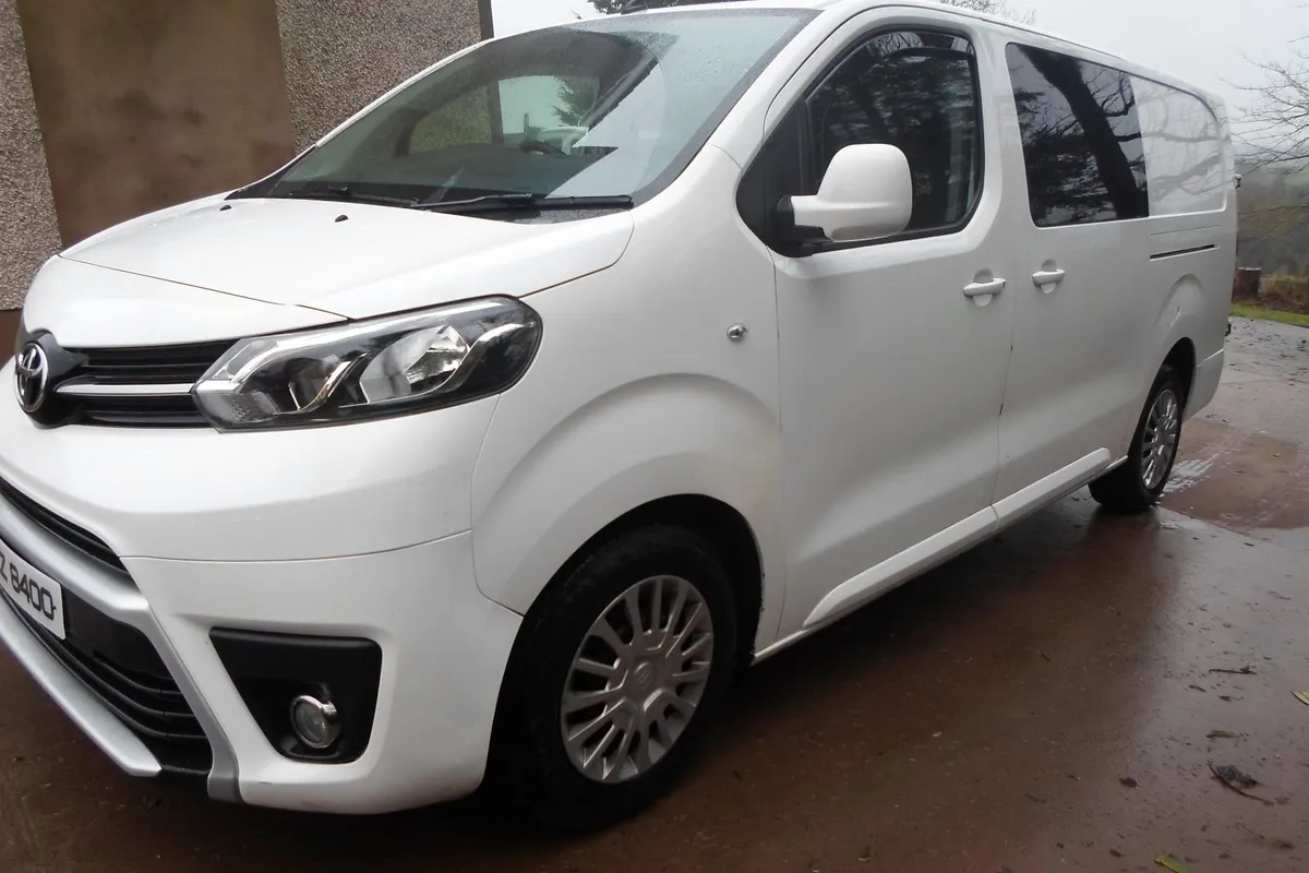 toyota proace - Image 2