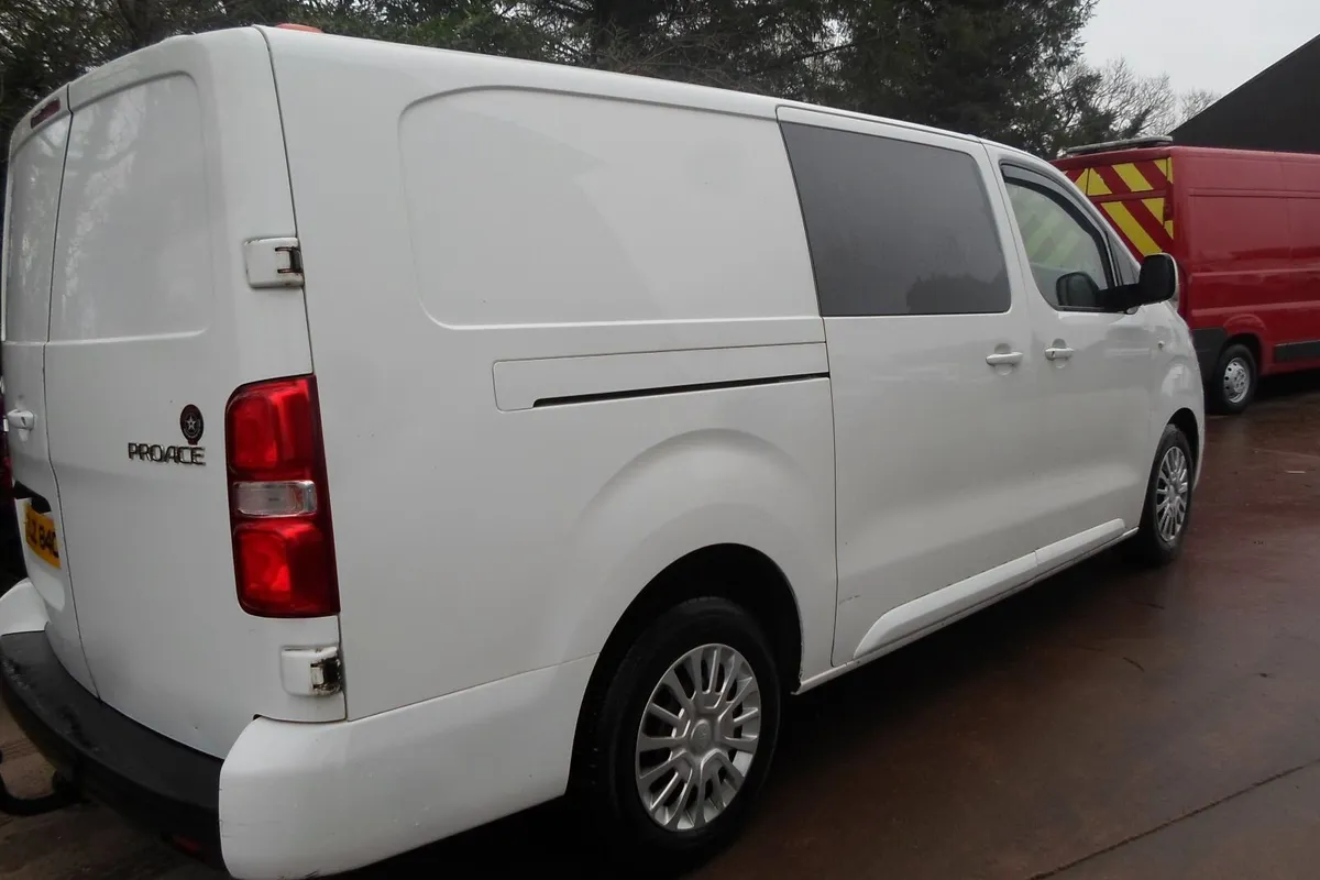 toyota proace - Image 4