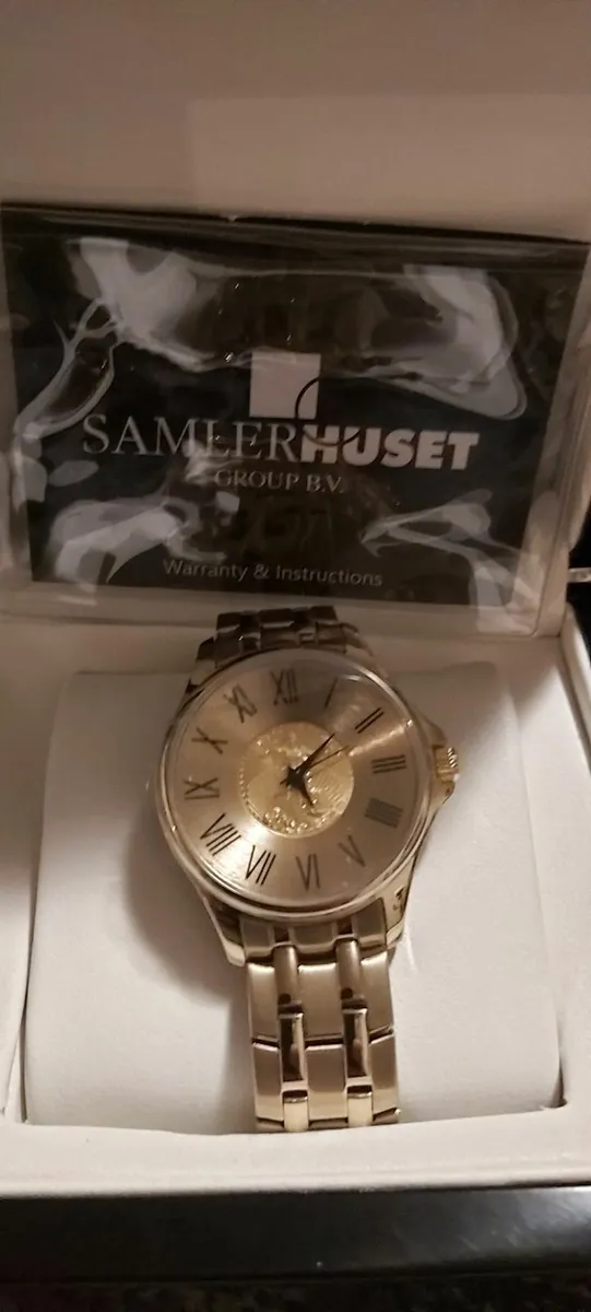 1986 gold egale 1/10 oz Watch - Image 1