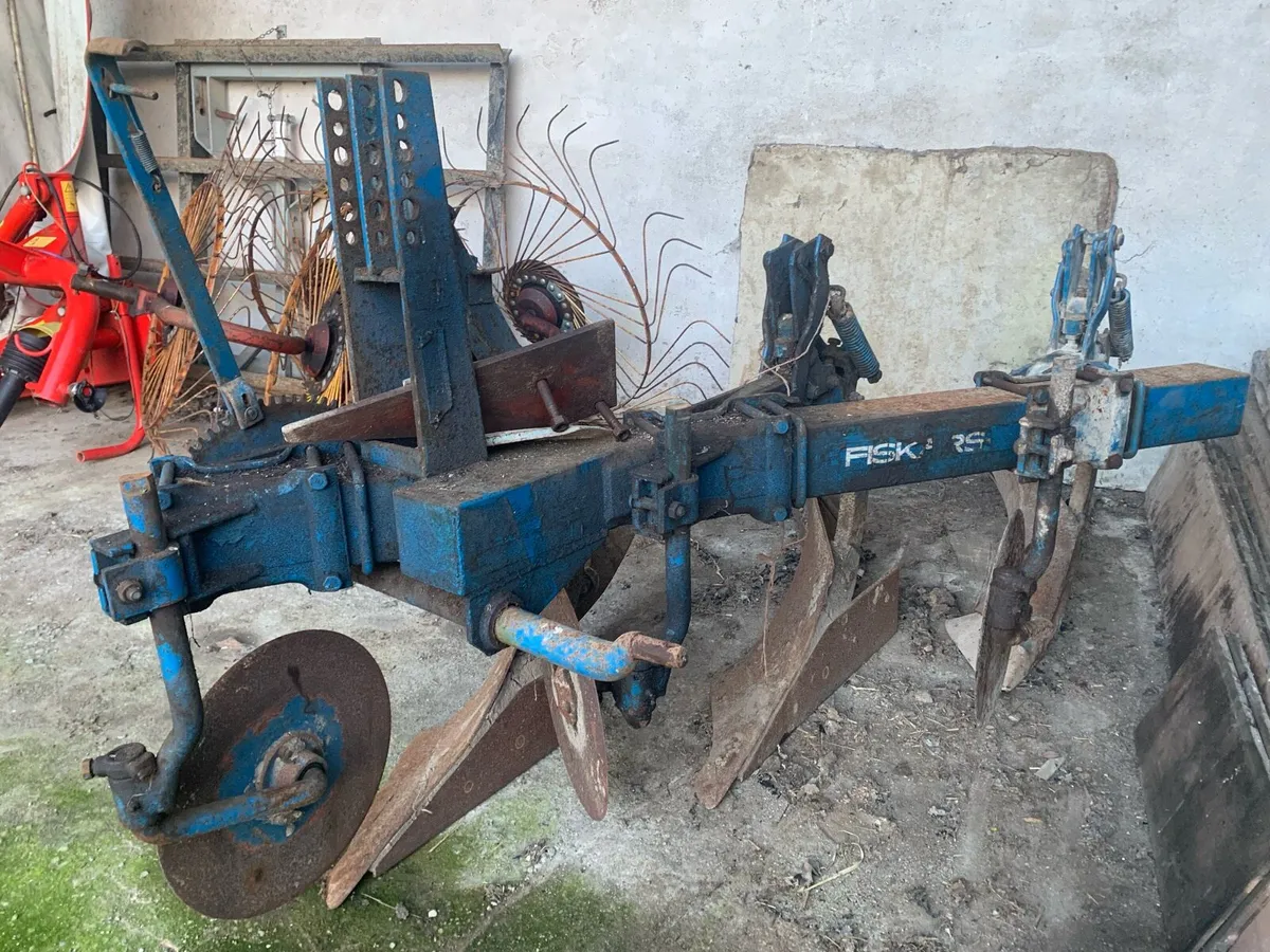 Fiskars 3 Furrow ploughing - Image 2