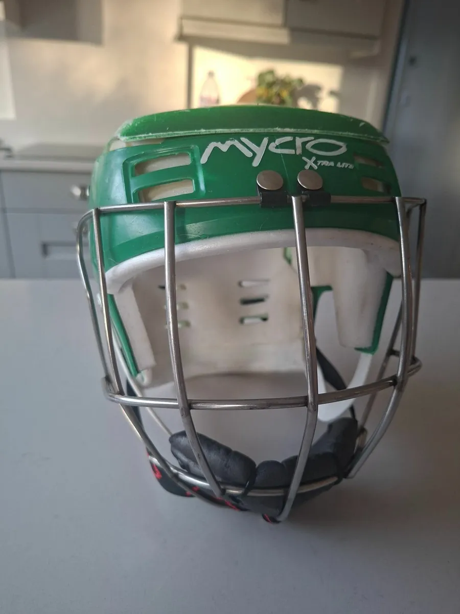 Hurling Helmet - Image 4
