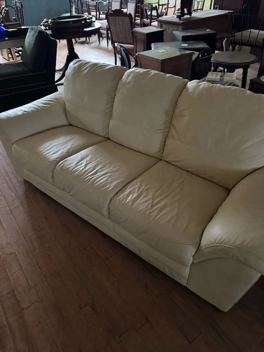 White leather sofa - Image 1