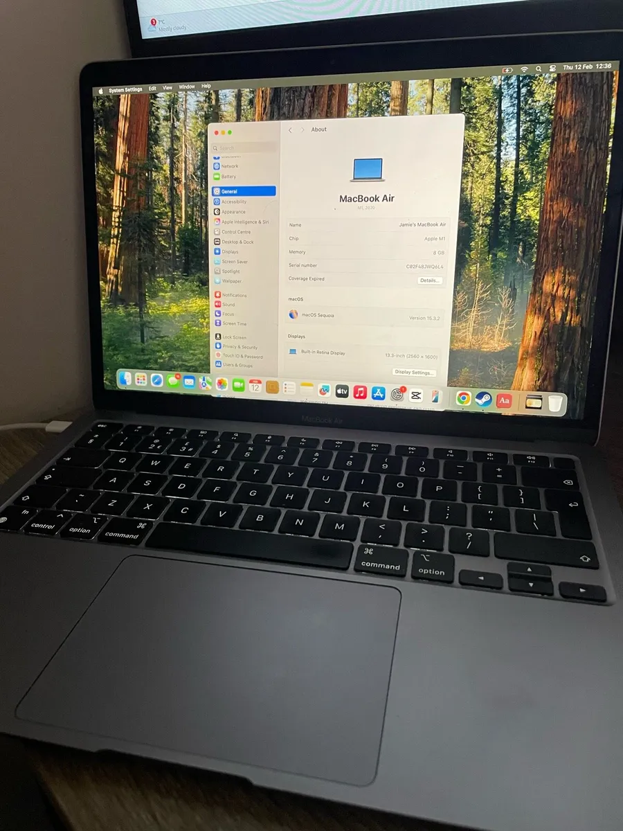 MacBook Air M1 256GB SSD - Image 1