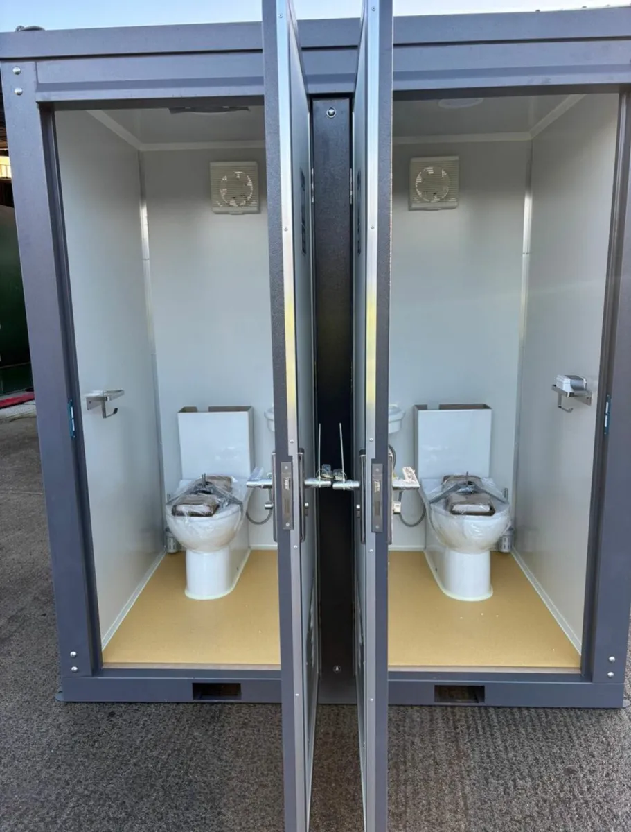 Toilet Block Porta - Image 2