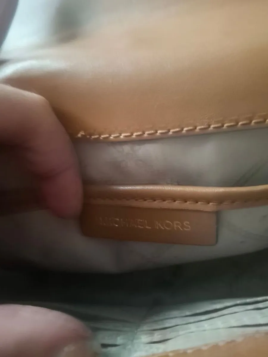 REAL Michael kors bag - Image 3