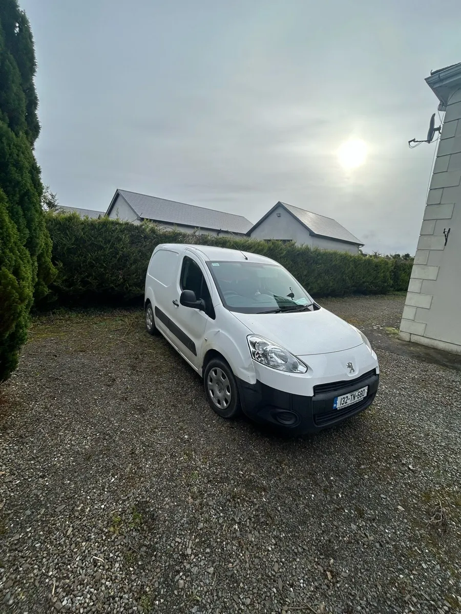 2013 Peugeot partner van - Image 1