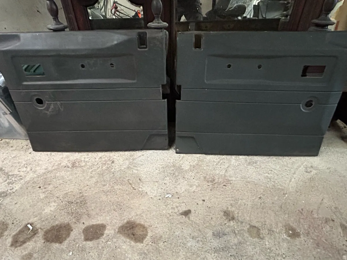 Land Rover Defender door cards - Grey - Image 1
