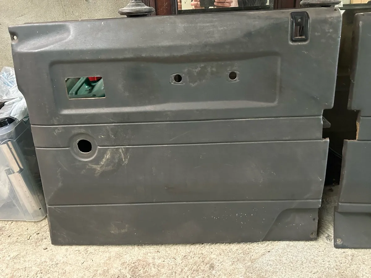 Land Rover Defender door cards - Grey - Image 2