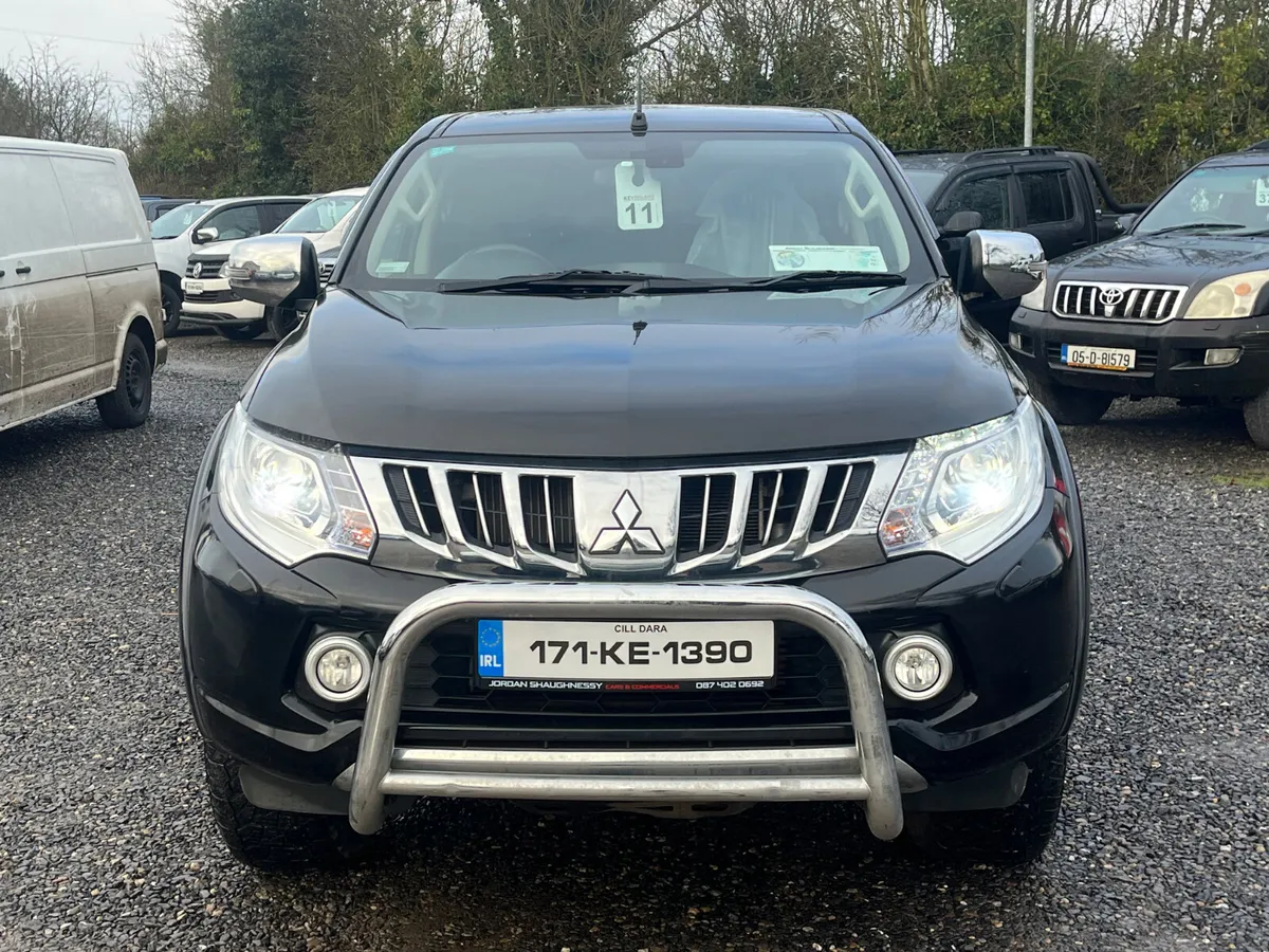 2017 MITSUBISHI L200 2.4 AUTOMATIC - Image 2