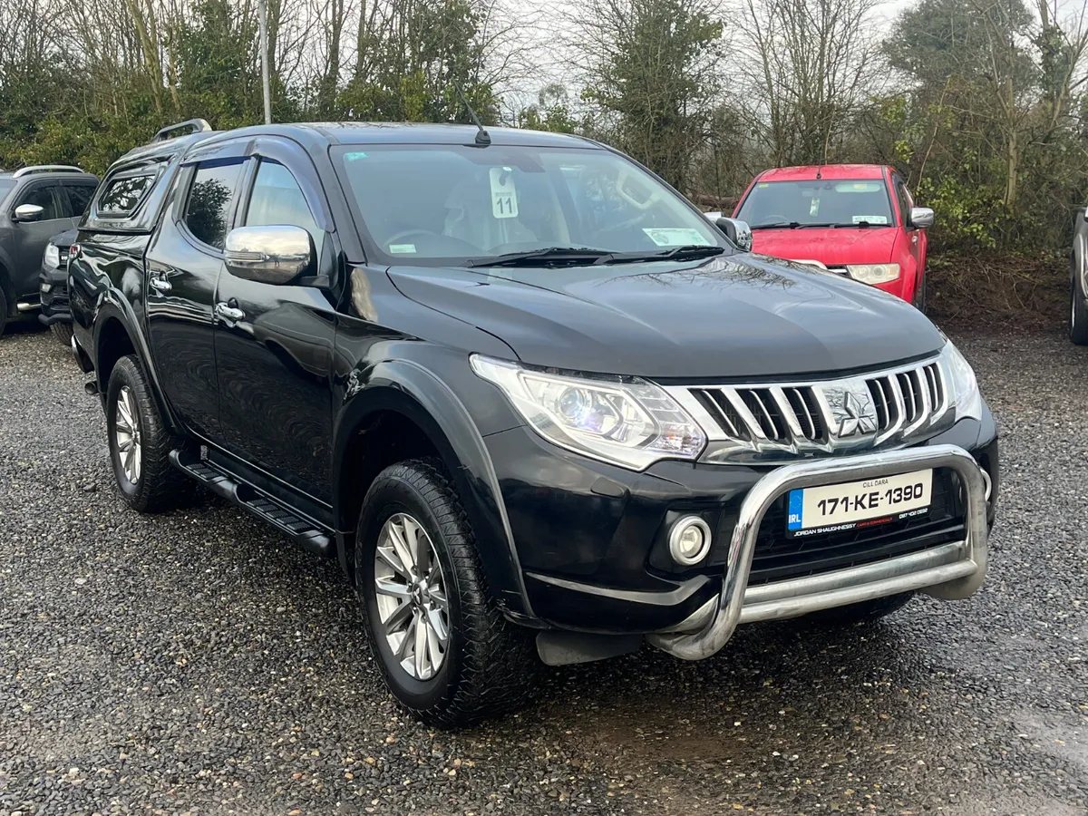 2017 MITSUBISHI L200 2.4 AUTOMATIC - Image 1
