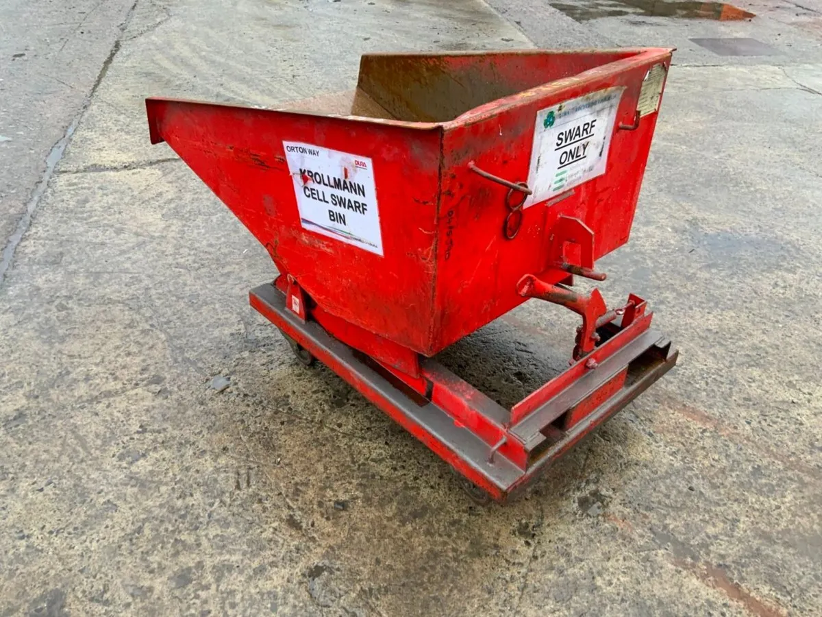 0.5yds SELF TIPPING FORKLIFT SKIP.......715v. - Image 4