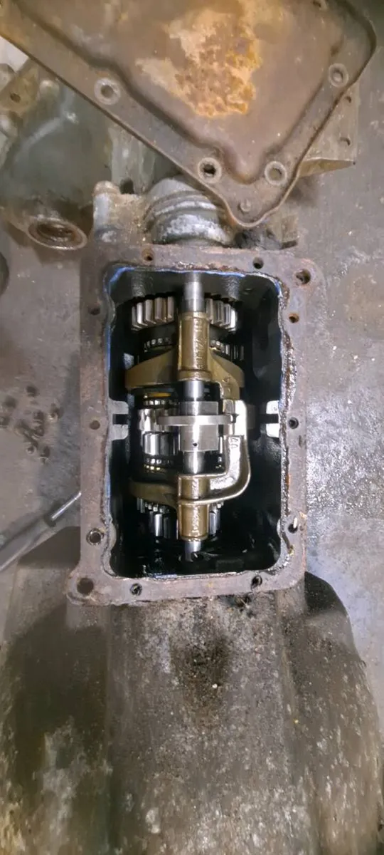 Mt75 Ford cosworth 4x4 gearbox - Image 1