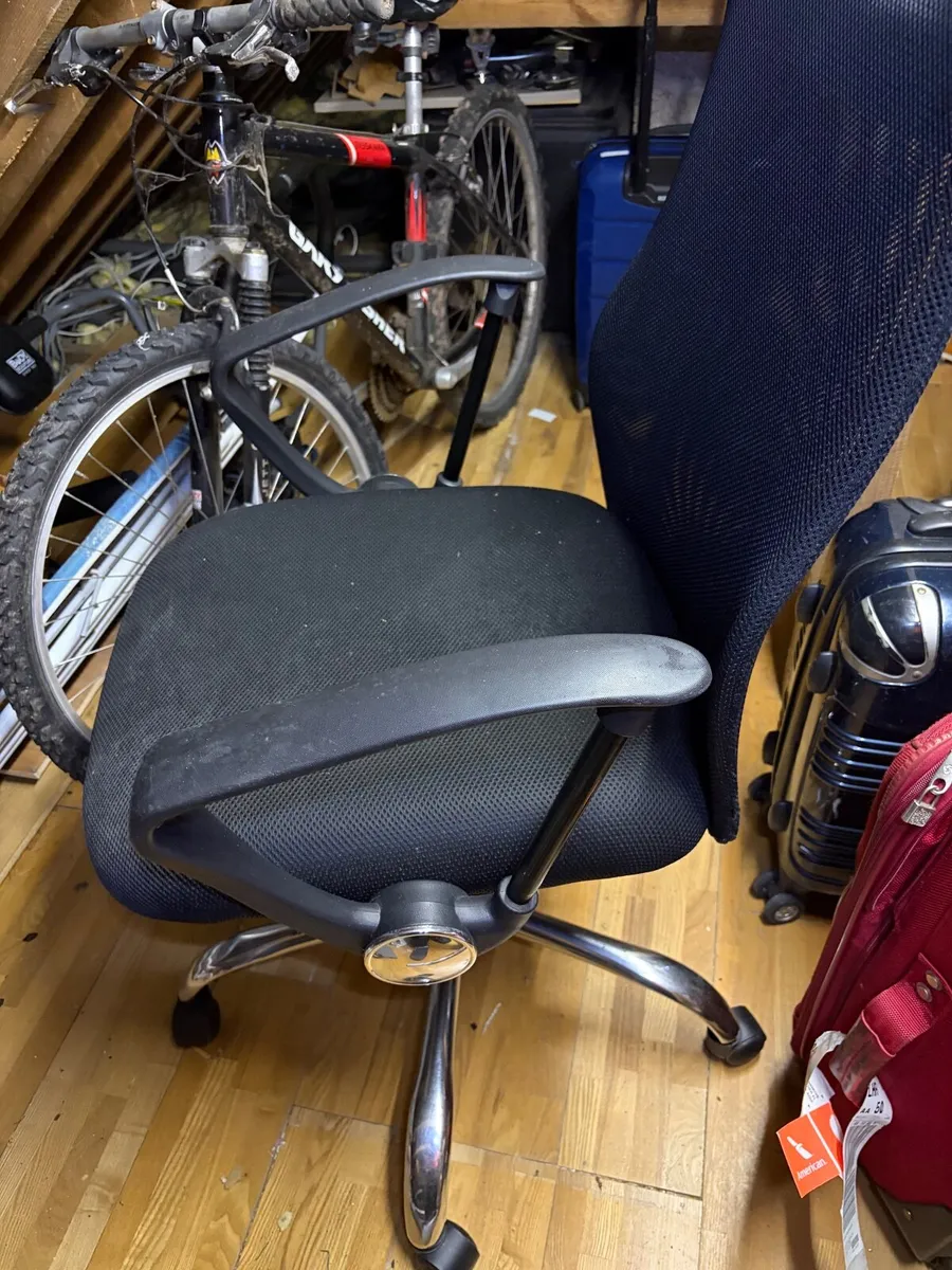 Office chair (free)