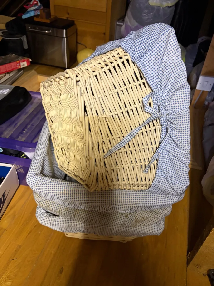 Wicker baskets set of four (free) - Image 2