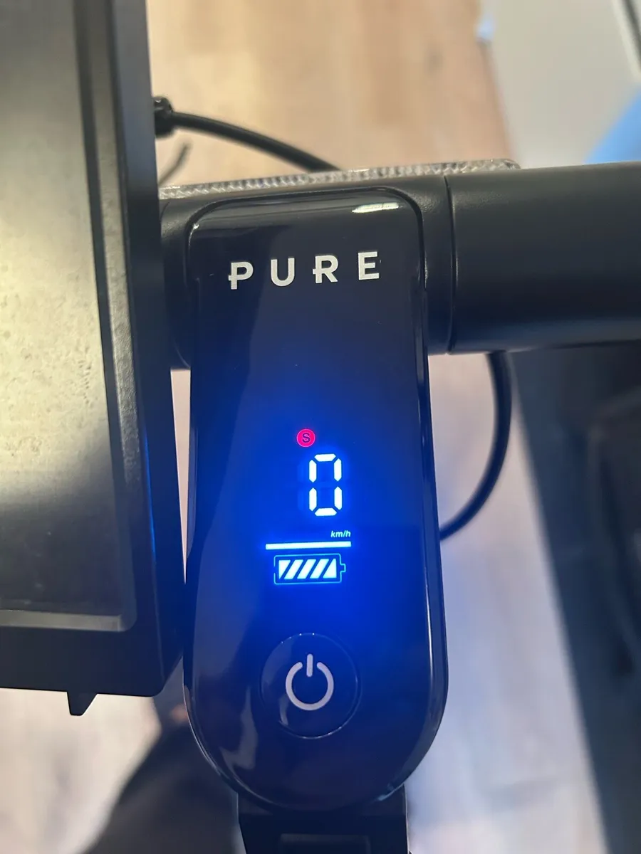 Pure Air 5 Electric Scooter – Excellent Condition - Image 4