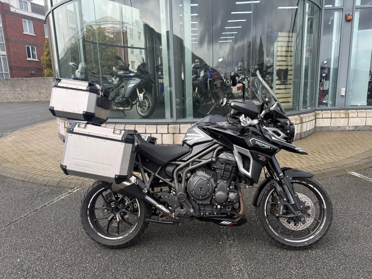 2016 Triumph Tiger 1200 Explorer XR - Image 1