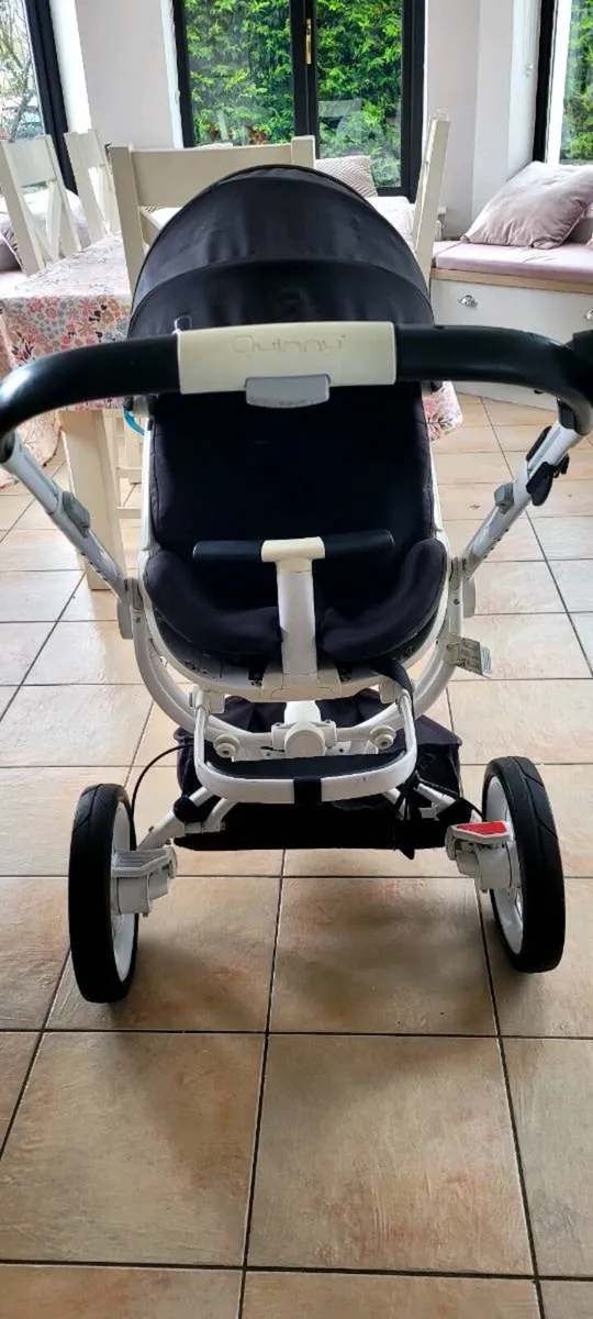 Out and about Buggy Quinny Buggy cot bed - Image 2