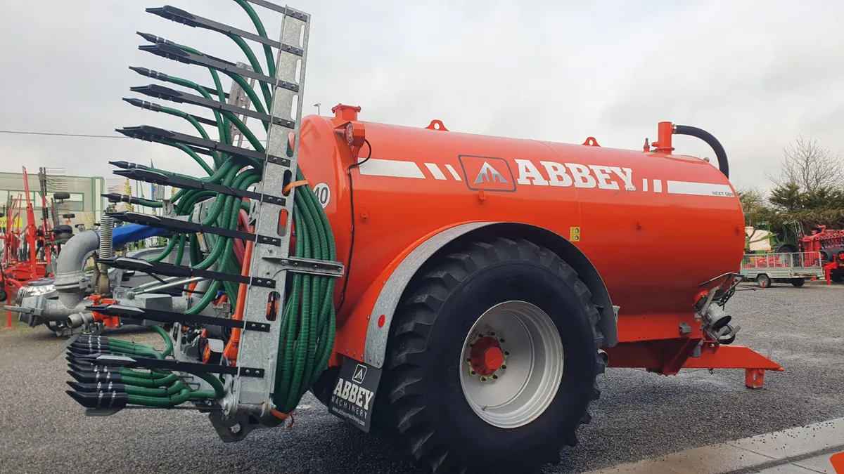 New Abbey 2000R Slurry Tanker with Shoe In Stock - Image 2