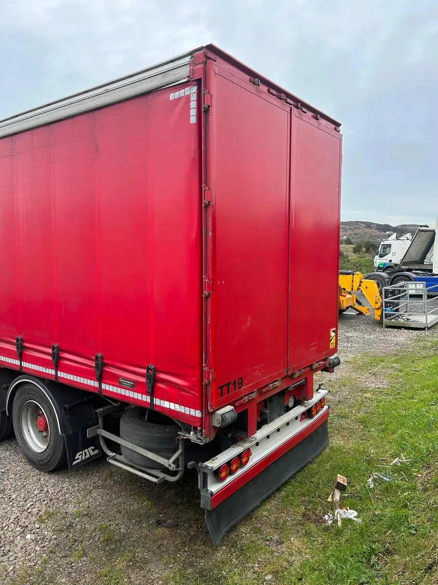 2012 SDC Tautliner/Curtainsider - Image 2