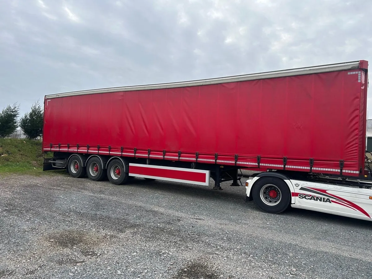 2012 SDC Tautliner/Curtainsider - Image 1