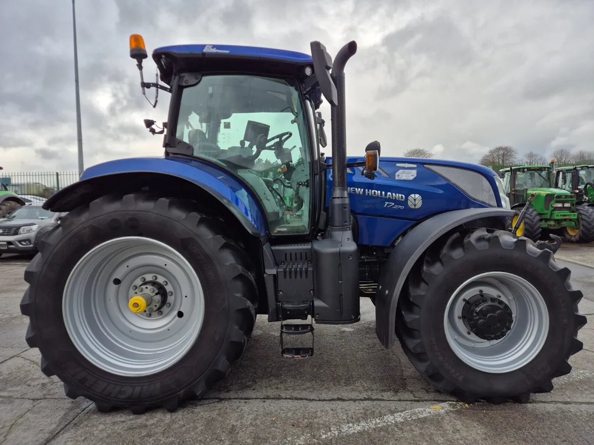New Holland T7.230 2023 - Image 3