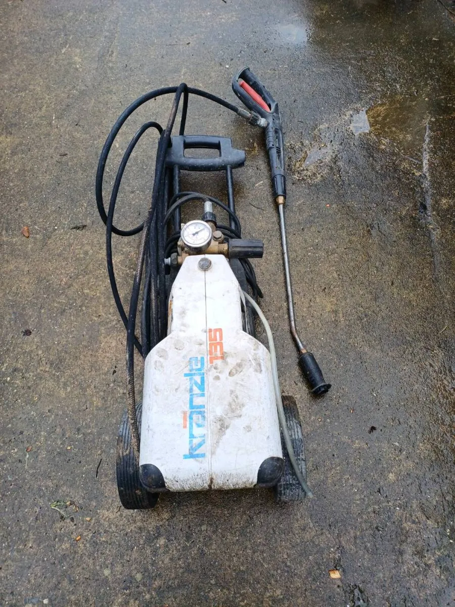 Power washer - Image 1