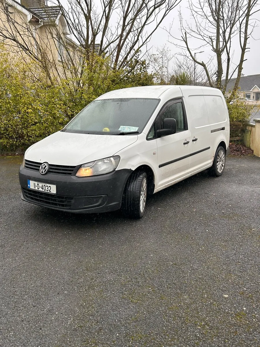 Maxi Caddy - Image 1