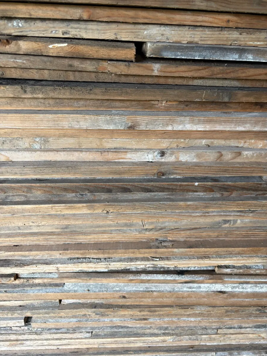 Victorian Pitch pint floor - Image 3