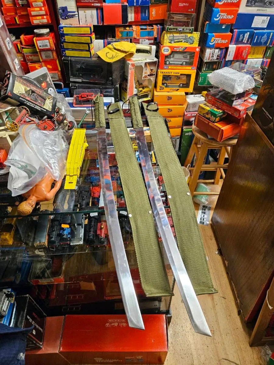 Vintage Looking Swords - Image 1