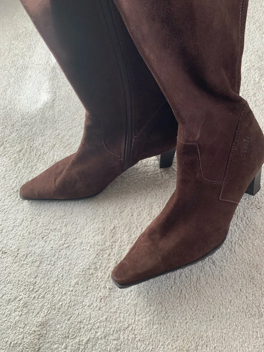 Suede boots - Image 1