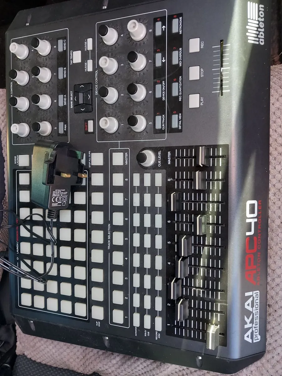Akai, dj mixer. - Image 1