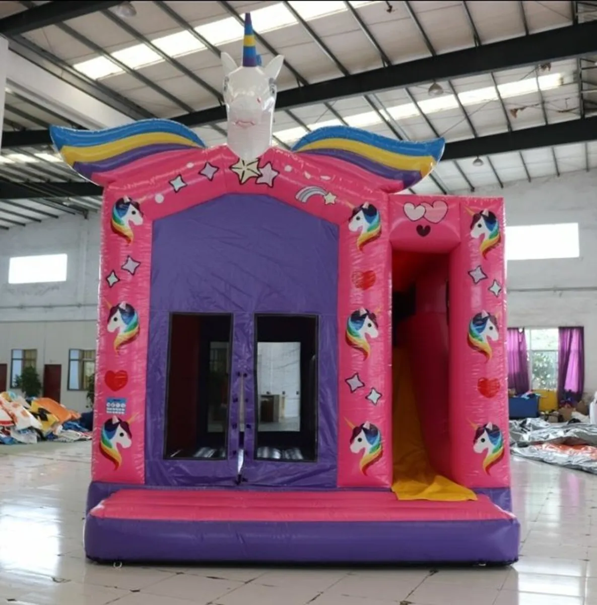 bouncy castles - Image 3